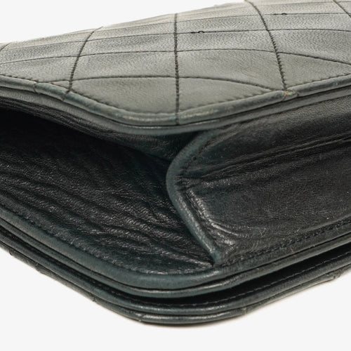 Chanel klassische Full Flap Tasche aus Leder 24K Gold-Plated Hardware LIGHT USED