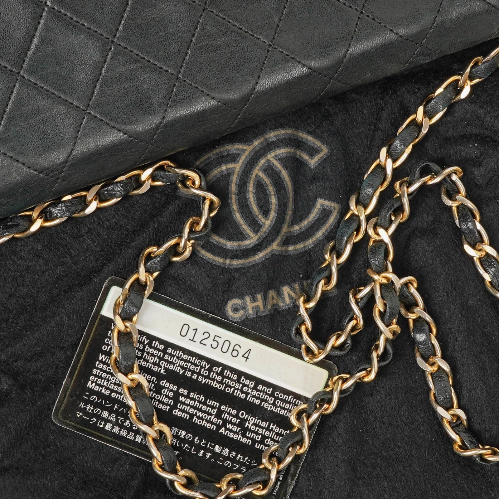 Chanel klassische Full Flap Tasche aus Leder 24K Gold-Plated Hardware LIGHT USED